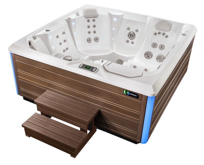 EverWood® steps match the cabinet of this Limelight® Flair.